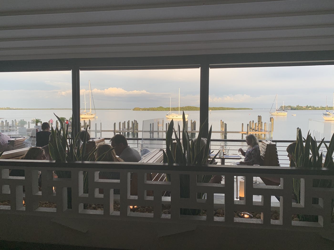 B-space-Screens-Shore-Longboat-Key,-FL-(3).jpg